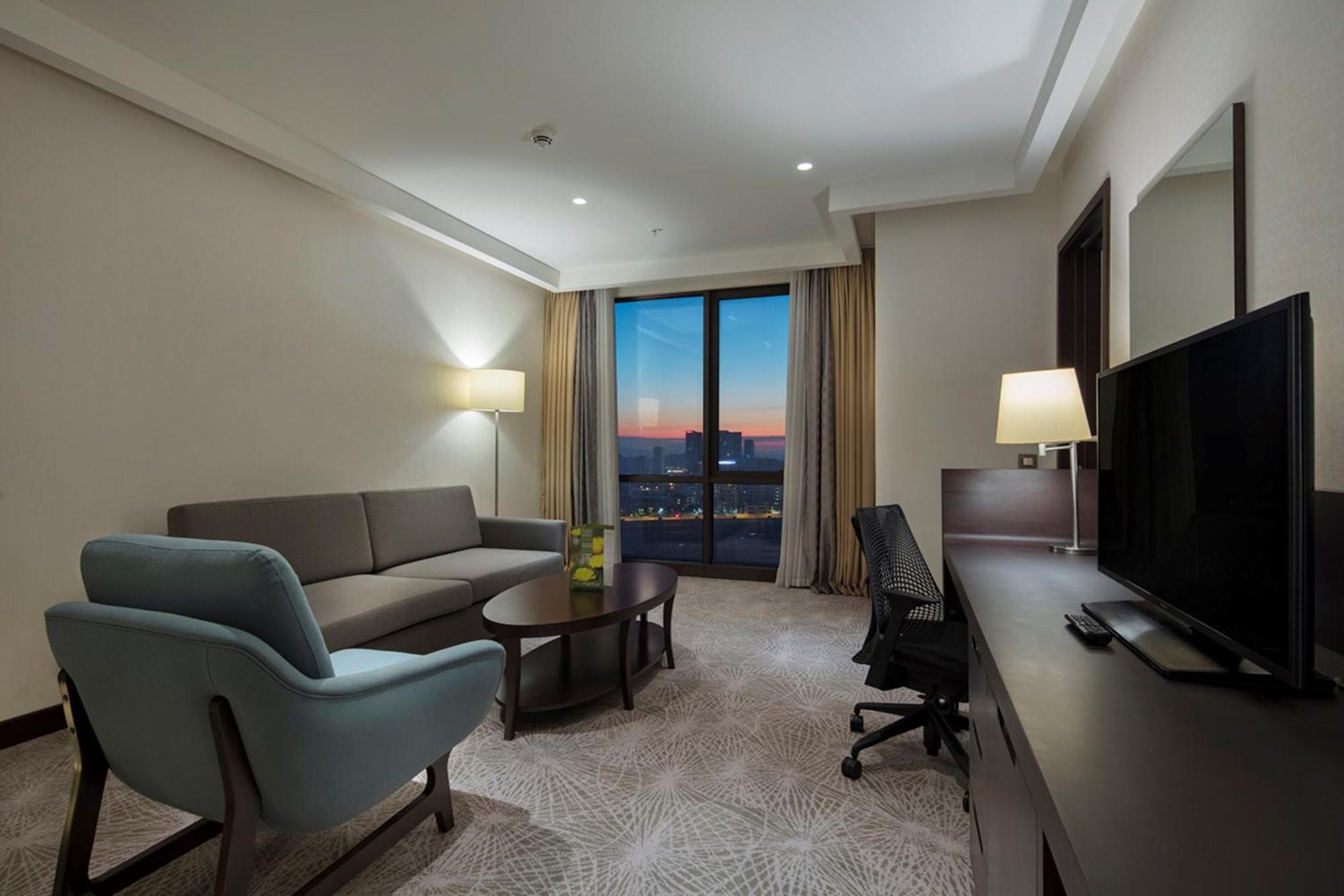 Doubletree By Hilton Istanbul Umraniye Hotell Rom bilde