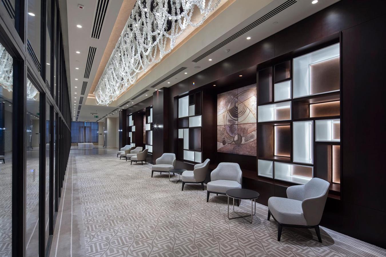 Doubletree By Hilton Istanbul Umraniye Hotell Eksteriør bilde The interior of the hotel